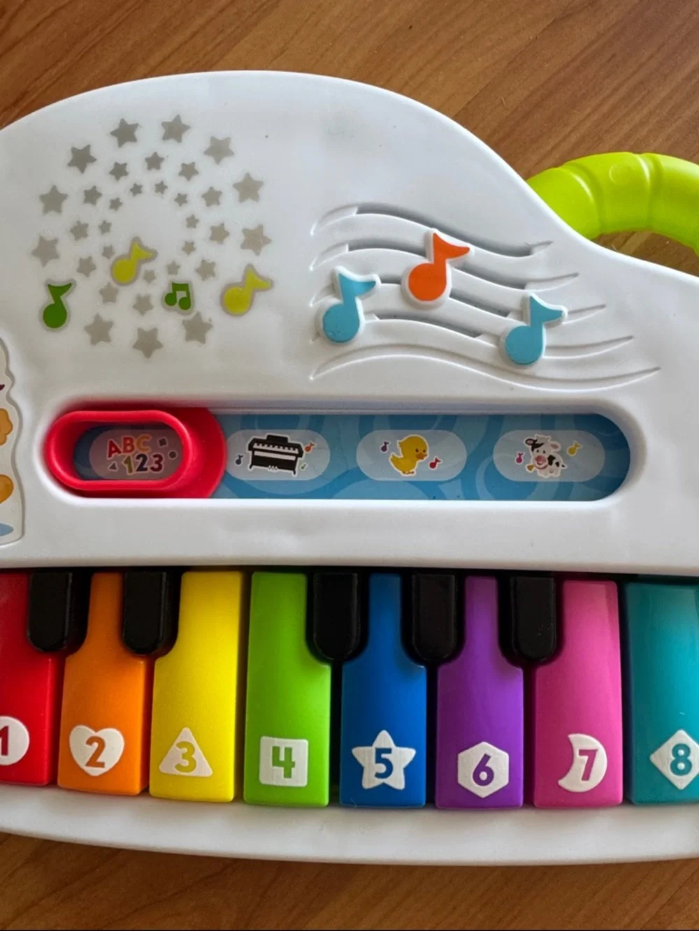Fisher-Price Colorful Kids Piano Toy - Rainbow Keys